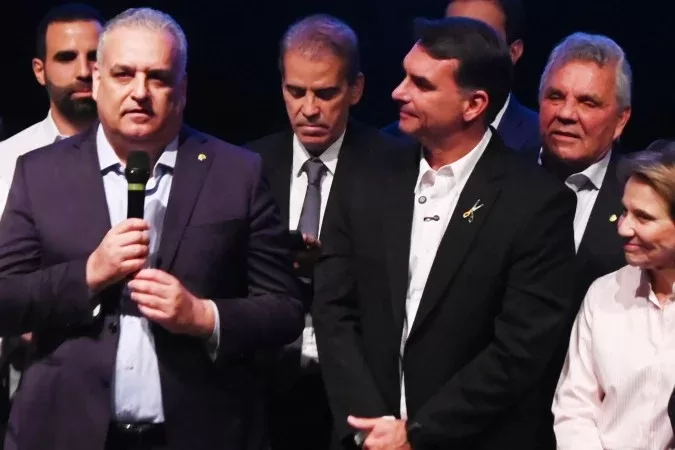 Alfredo Gaspar vira vice de última hora na chapa de Flávio Bolsonaro